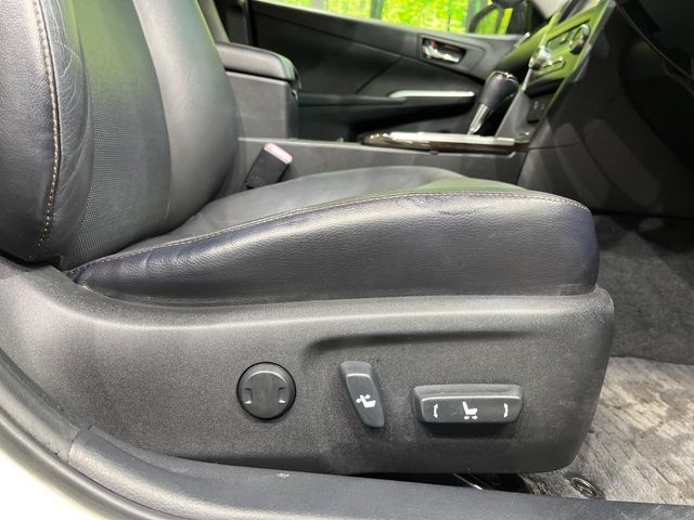 TOYOTA CAMRY HYBRID 2012