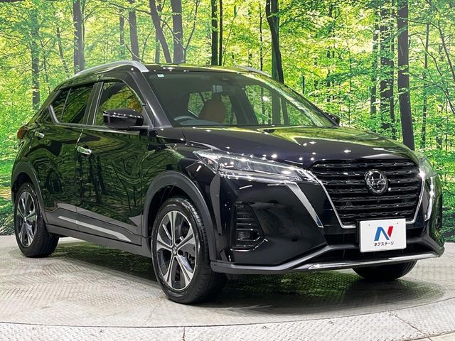 NISSAN KICKS 2022