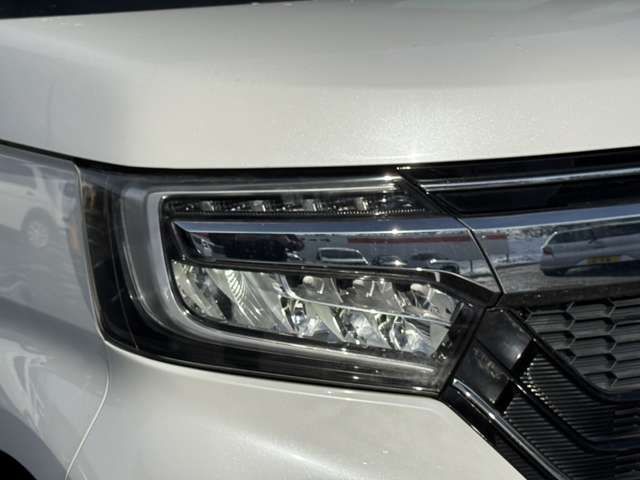 HONDA N BOX CUSTOM 4WD 2018