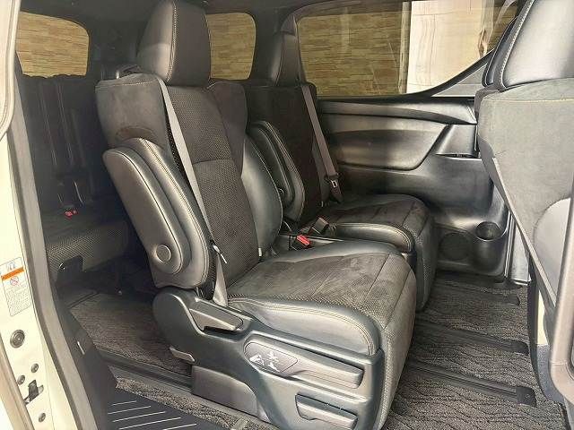 TOYOTA VELLFIRE  HYBRID 4WD 2021