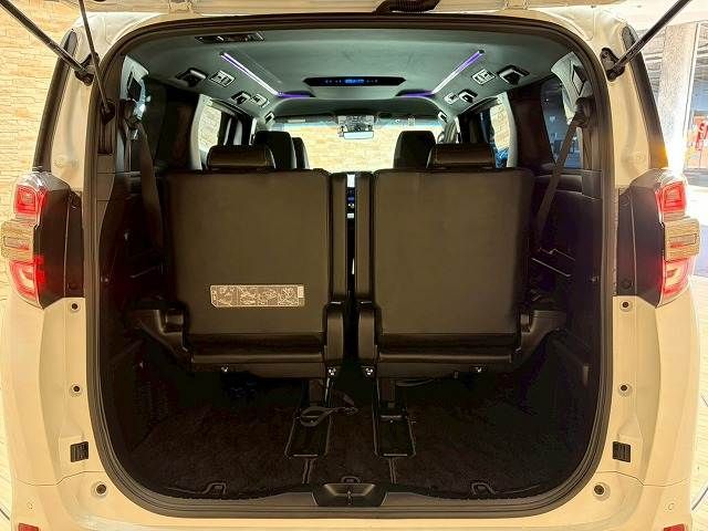 TOYOTA VELLFIRE  HYBRID 4WD 2021