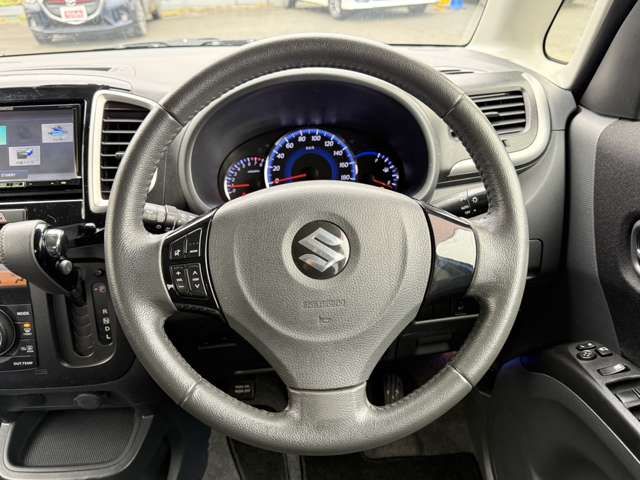 SUZUKI SOLIO BANDIT 4WD 2012