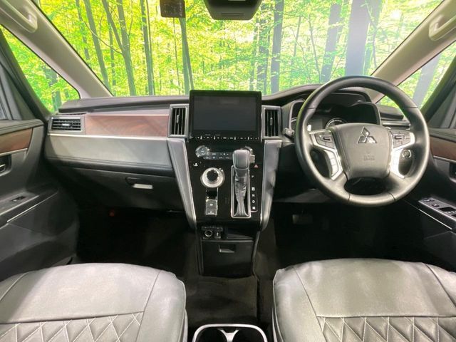 MITSUBISHI DELICA D:5 4WD 2023