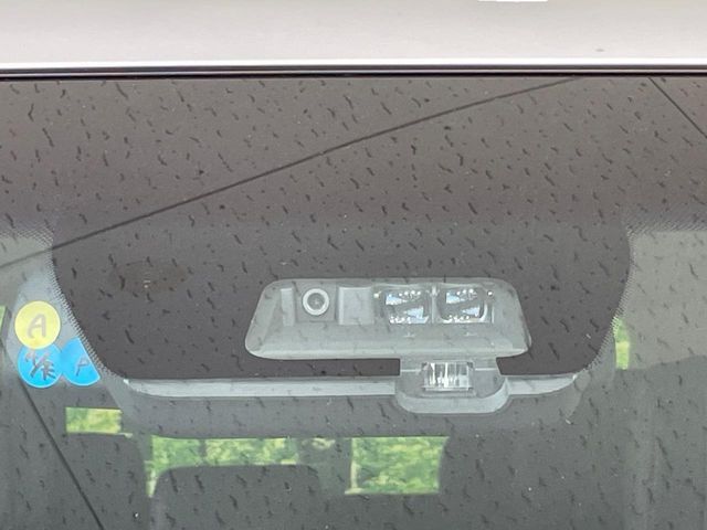 MITSUBISHI DELICA D:5 4WD 2023