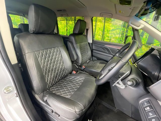 MITSUBISHI DELICA D:5 4WD 2023