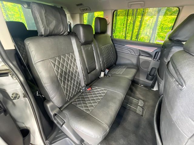 MITSUBISHI DELICA D:5 4WD 2023