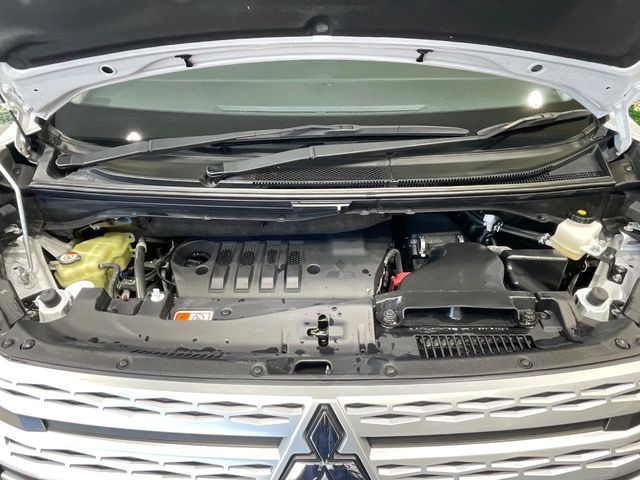 MITSUBISHI DELICA D:5 4WD 2023