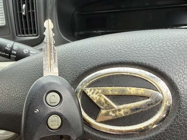 DAIHATSU MIRA e:S 4WD 2013