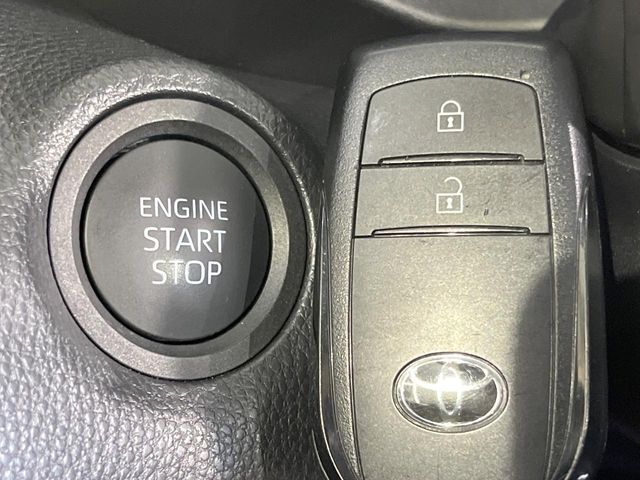 TOYOTA YARIS CROSS 2025