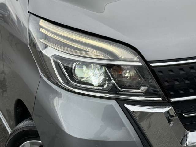 NISSAN DAYZ ROOX 4WD 2017