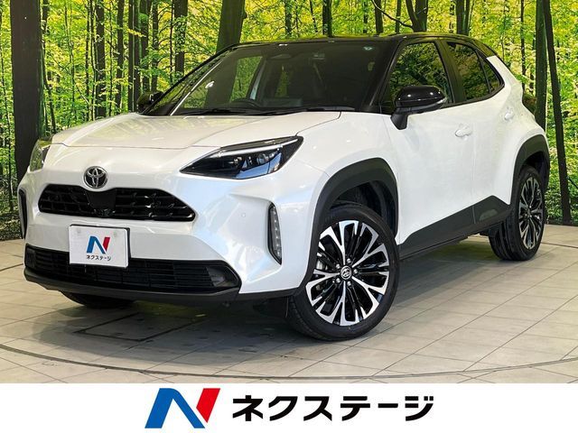 TOYOTA YARIS CROSS HYBRID 2025