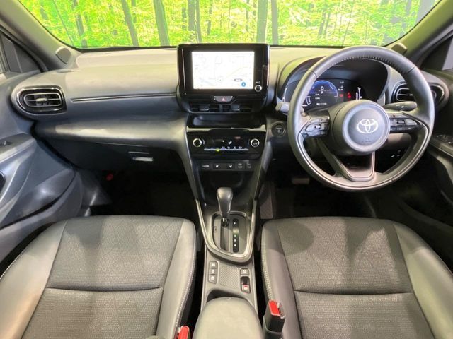 TOYOTA YARIS CROSS HYBRID 2025