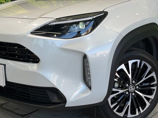 TOYOTA YARIS CROSS HYBRID 2025