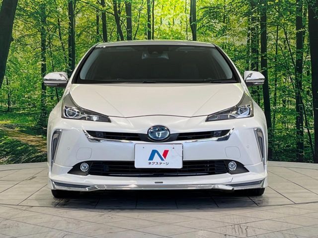 TOYOTA PRIUS 2019