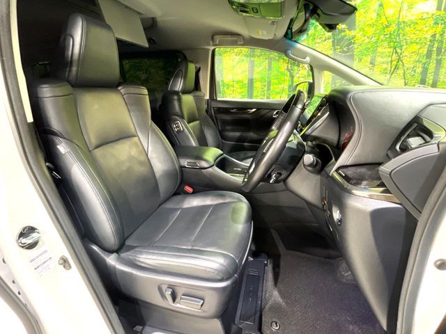 TOYOTA VELLFIRE 2019