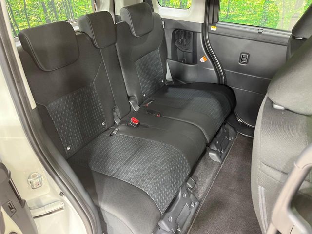 TOYOTA ROOMY 4WD 2024