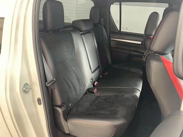 TOYOTA HILUX 4WD 2023