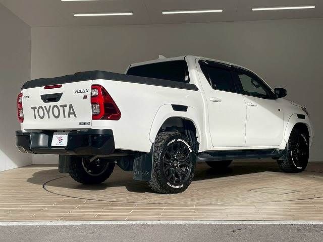 TOYOTA HILUX 4WD 2023