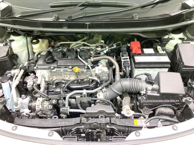 TOYOTA YARIS CROSS 2025