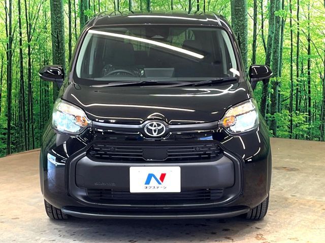 TOYOTA SIENTA HYBRID 2025