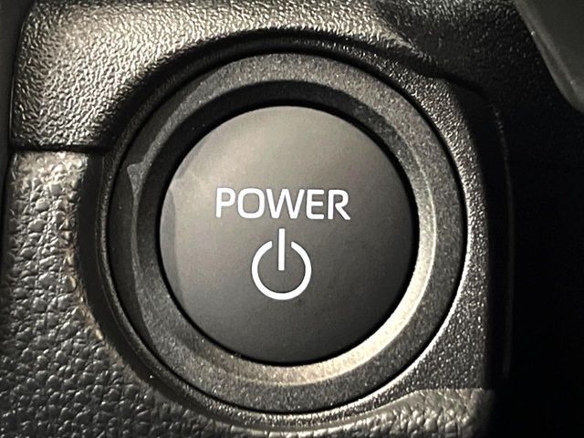 TOYOTA SIENTA HYBRID 2025