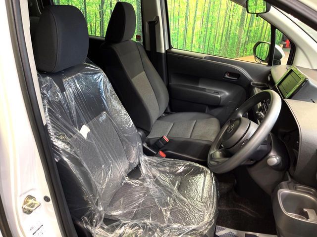 TOYOTA SIENTA HYBRID 2025