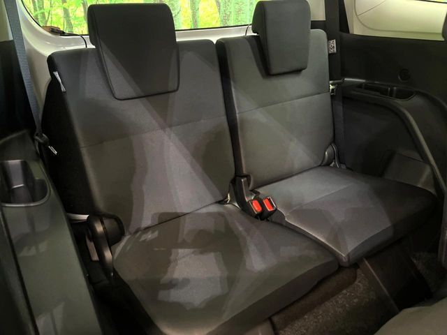 TOYOTA SIENTA HYBRID 2025