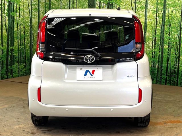 TOYOTA SIENTA HYBRID 2025