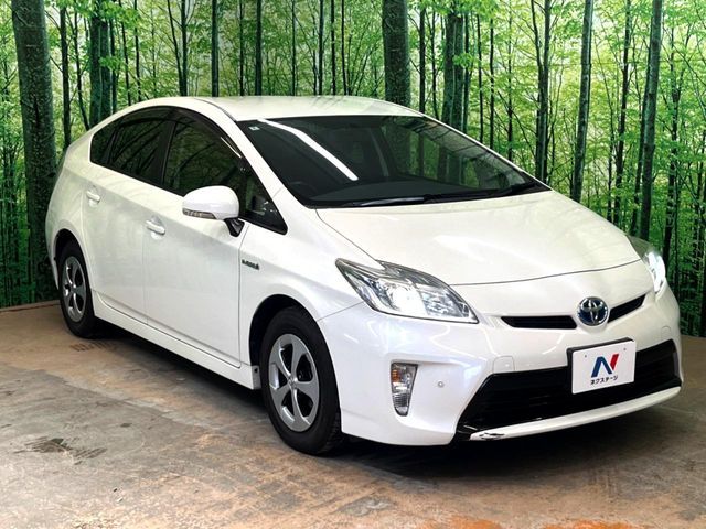 TOYOTA PRIUS 2012
