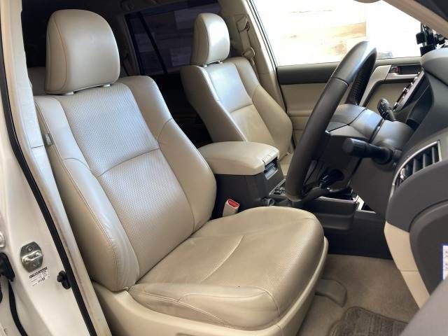 TOYOTA LANDCRUISER PRADO 2022