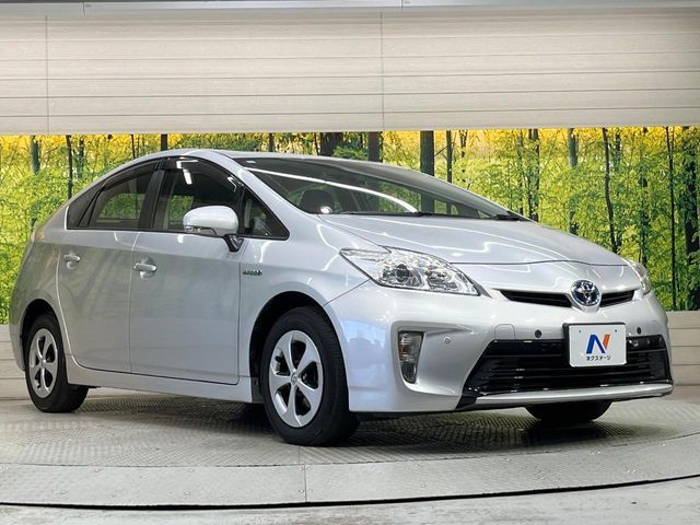 TOYOTA PRIUS 2013