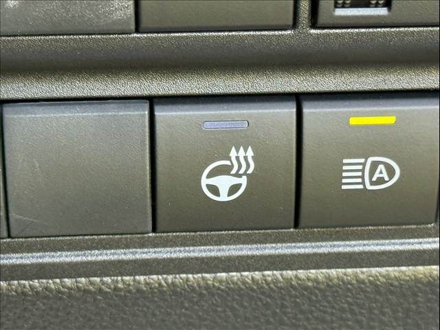 TOYOTA YARIS CROSS HYBRID 2023