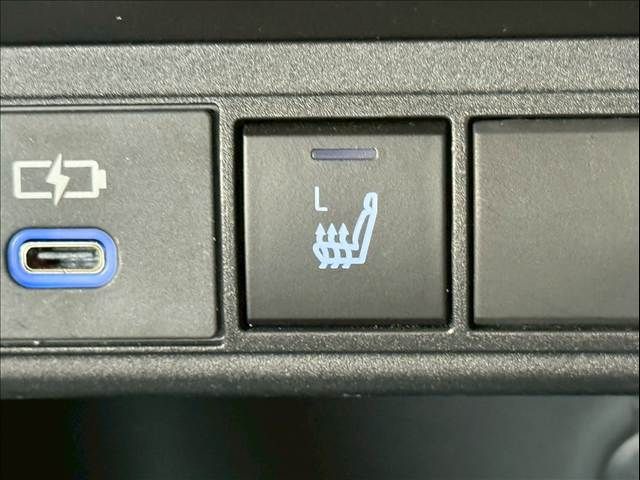 TOYOTA YARIS CROSS HYBRID 2023