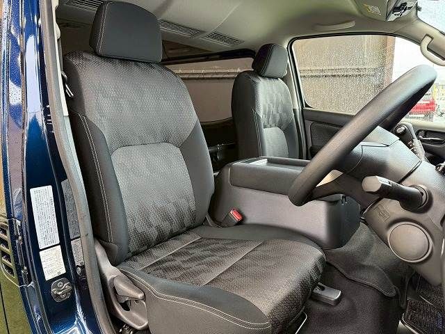 NISSAN CARAVAN van 2WD 2023