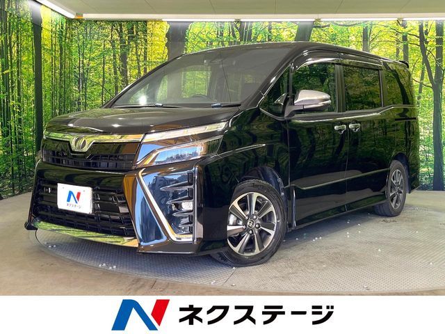 TOYOTA VOXY 2019