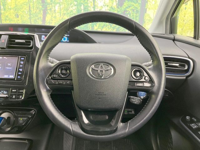 TOYOTA PRIUS 2019