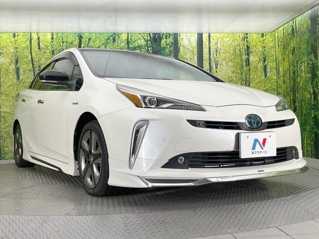 TOYOTA PRIUS 2019