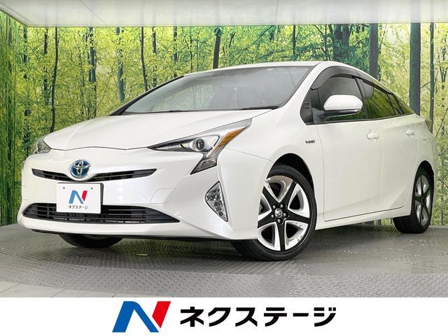TOYOTA PRIUS 2018