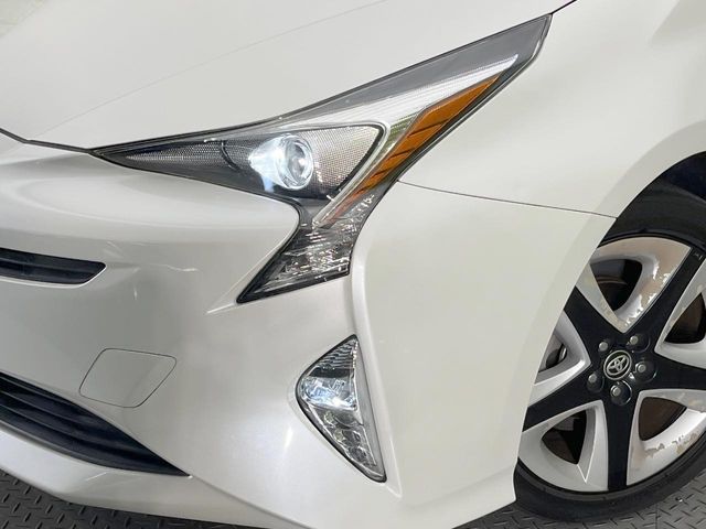 TOYOTA PRIUS 2018