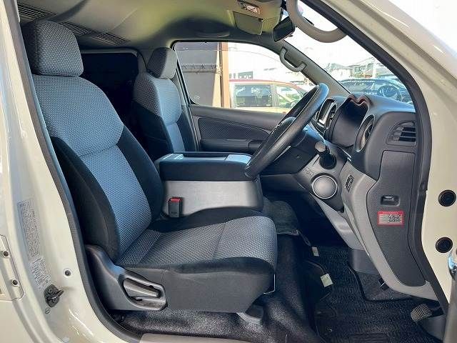 NISSAN NV350 CARAVAN 4WD 2016