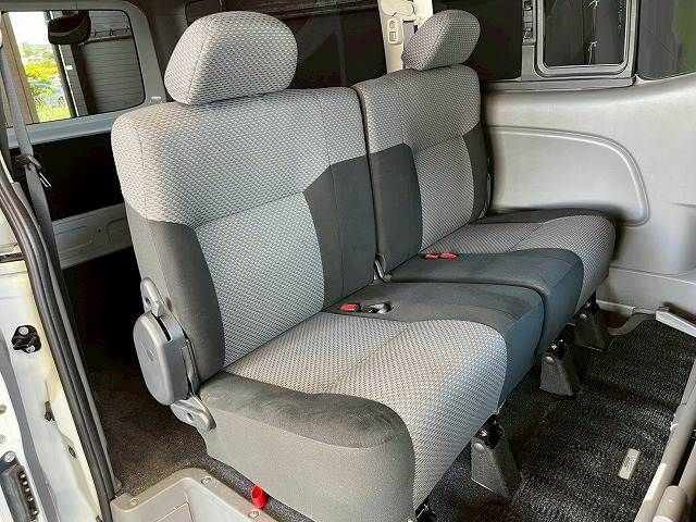 NISSAN NV350 CARAVAN 4WD 2016