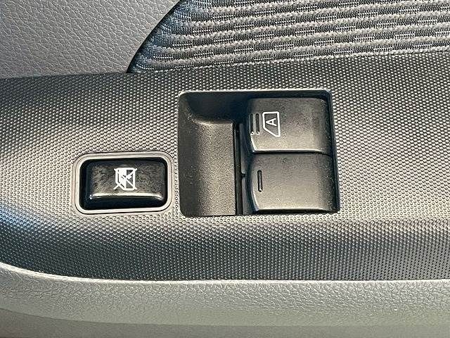 NISSAN NV350 CARAVAN 4WD 2016