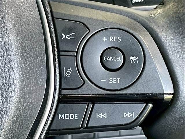 TOYOTA HARRIER 2WD 2024