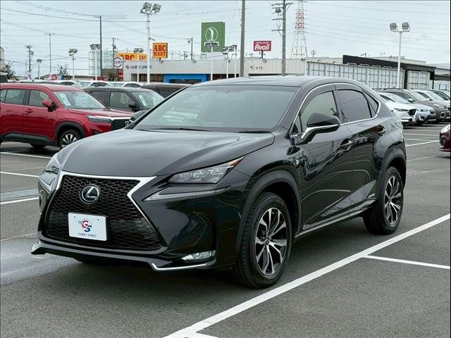 TOYOTA LEXUS NX300h 2017