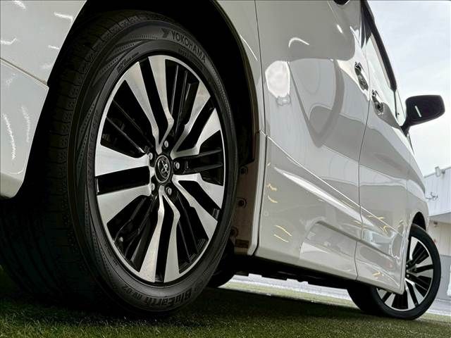 TOYOTA VELLFIRE 2019