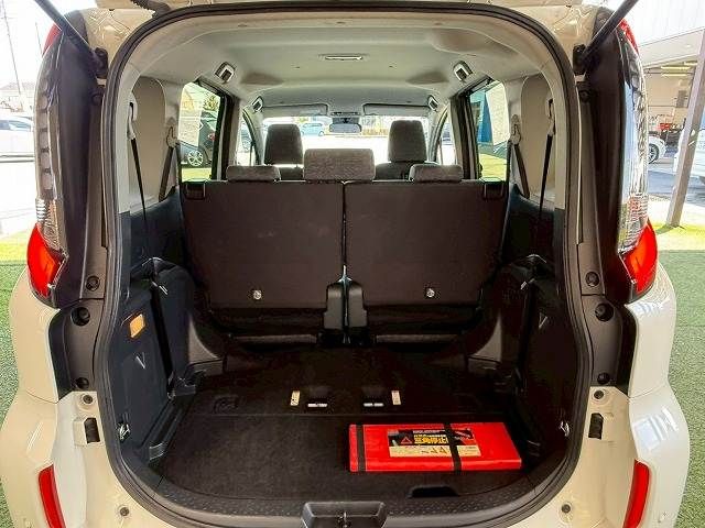 TOYOTA SIENTA HYBRID 2023