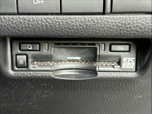 TOYOTA HARRIER 2WD 2024