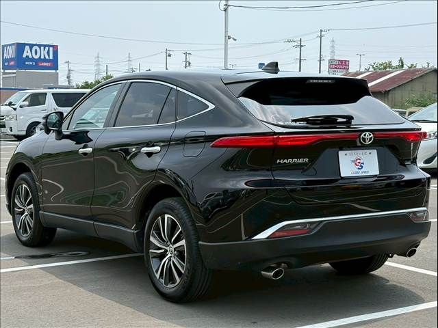 TOYOTA HARRIER 2WD 2024