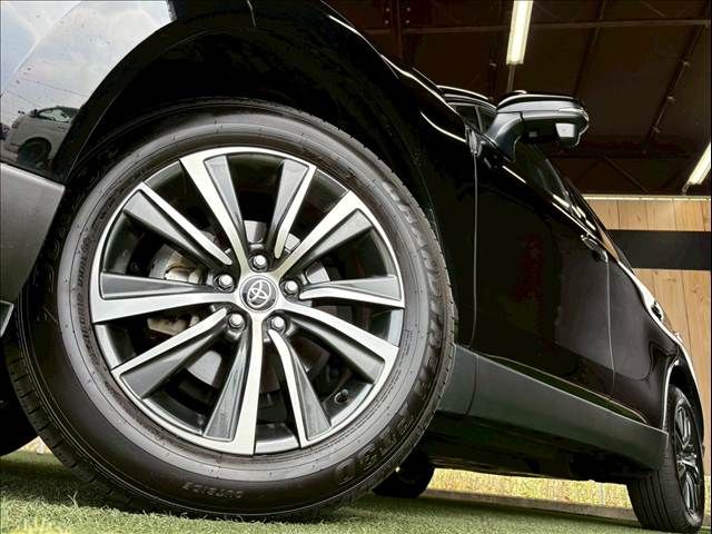 TOYOTA HARRIER 2WD 2024