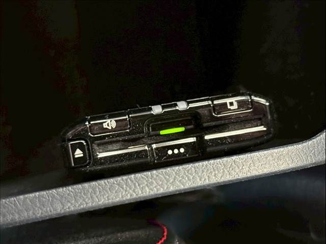 TOYOTA HILUX 4WD 2023